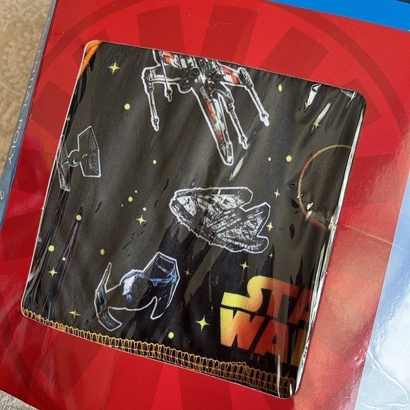 Brand New Star Wars Chill Chasers by CuddlDuds Boy Long Sleeve Top & Pants Set - Picture 2 of 13